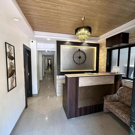 Hotel Kalpana Residency - Near Us Embassy Mumbai Exterior foto