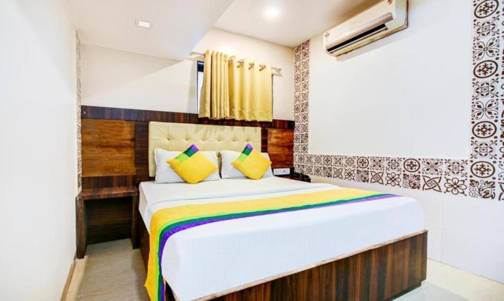 Hotel Kalpana Residency - Near Us Embassy Mumbai Exterior foto