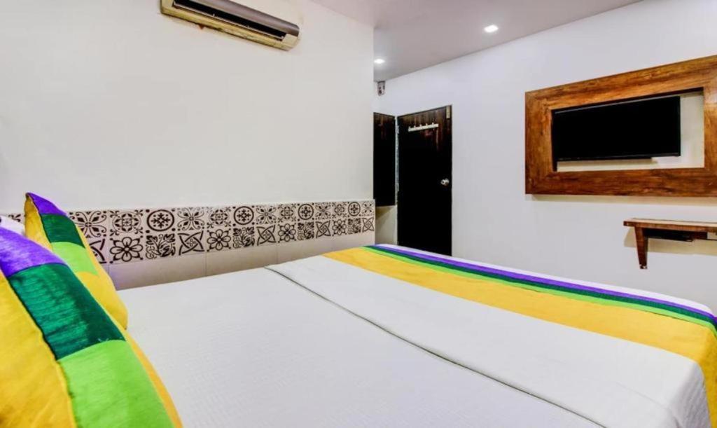 Hotel Kalpana Residency - Near Us Embassy Mumbai Exterior foto